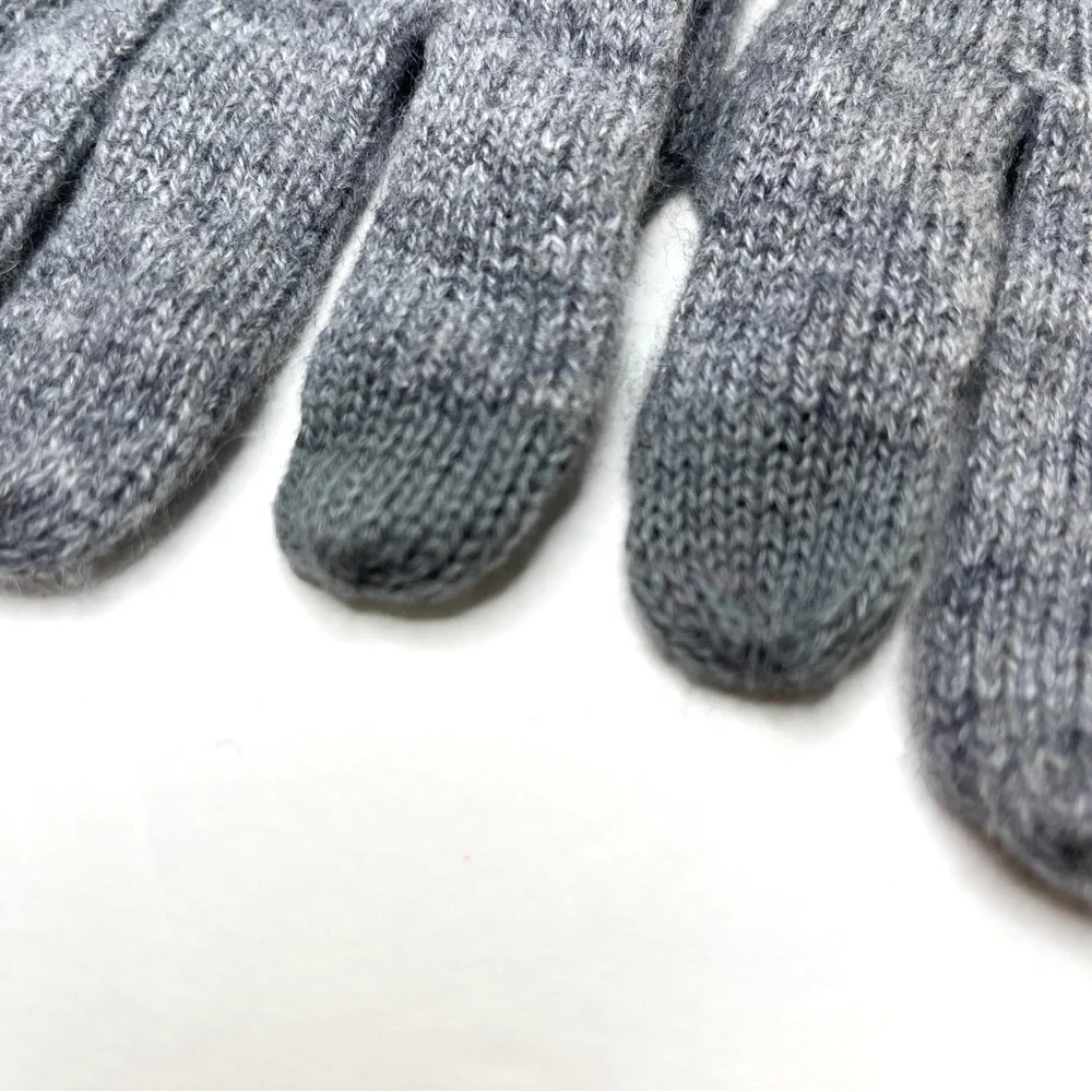 PHENIX 100% Cashmere NEW Knit Gloves Gray NEW
